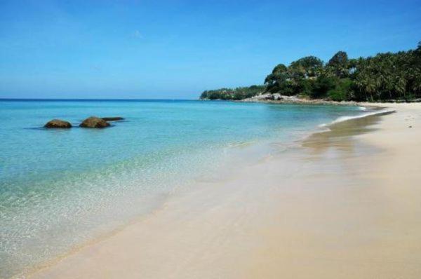 Kalim Beach Place Patong Exteriör bild
