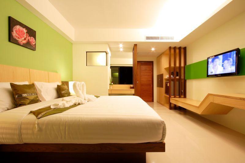 Kalim Beach Place Patong Exteriör bild